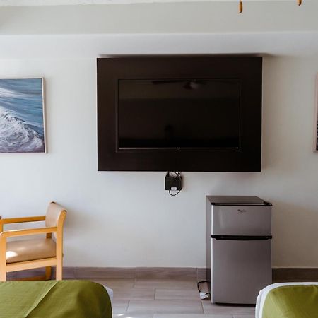 Hotel Siesta Real เม็กซิกาลิ ภายนอก รูปภาพ